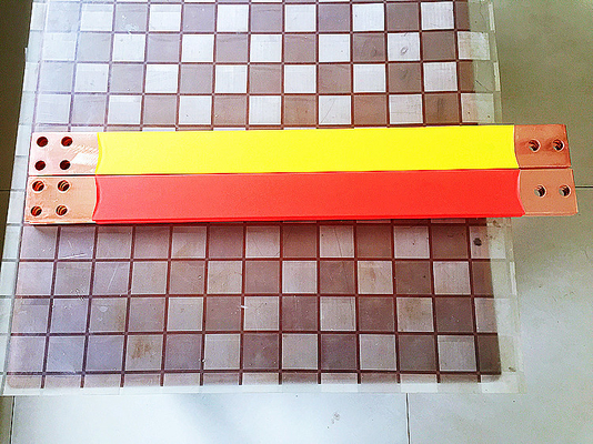 Alto polvo laminado de cobre eficiente de la barra de distribución cubierto para el tráfico ferroviario